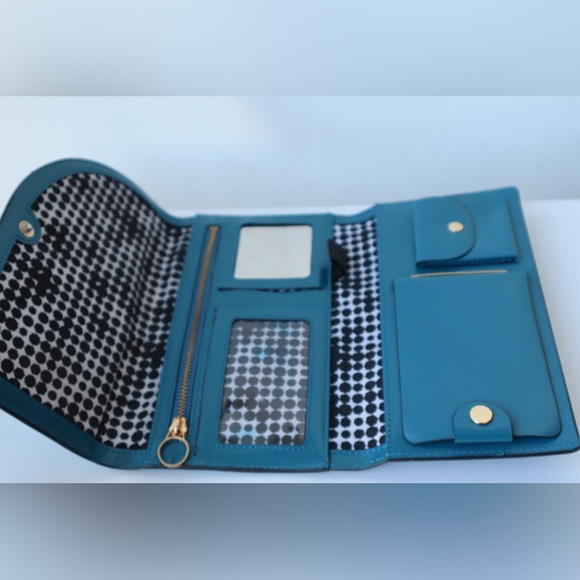 Sale🔥 Kate Spade Genuine Cow Leather Wallet safe keeper - Picture 5 of 6